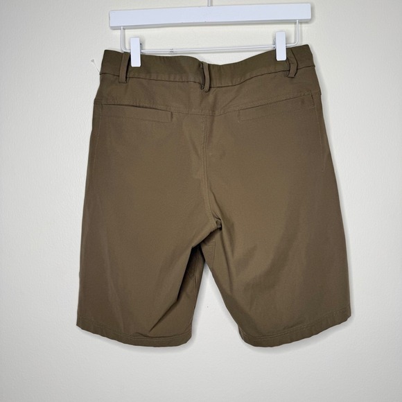 Lululemon Mens Shorts Khaki Tan‎ Utility Zip Pocket Athletic Size 31 - Picture 2 of 7